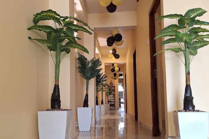 Hotel 9 of 16
