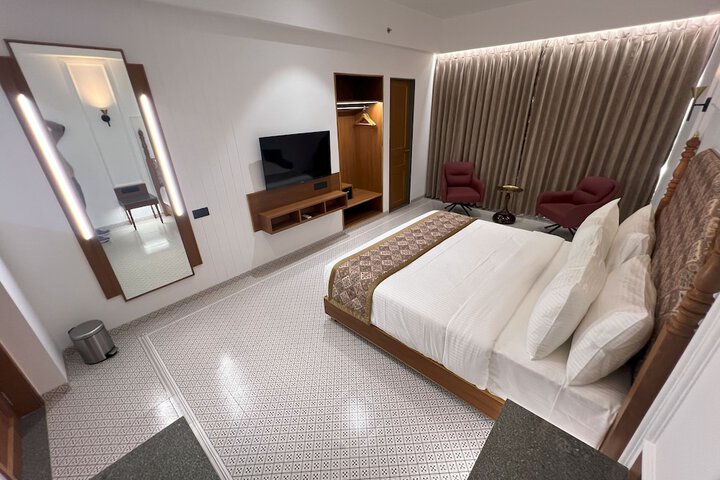 Room 6 of 70