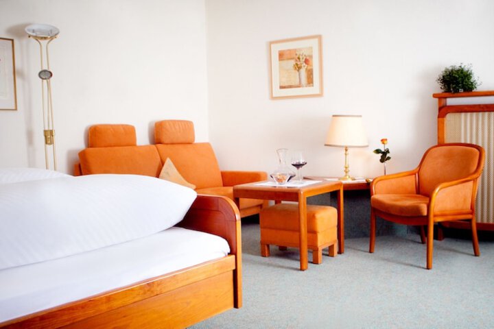 Room 8 of 67