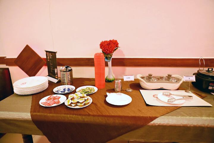 Breakfast/Coffee Service 64 of 81