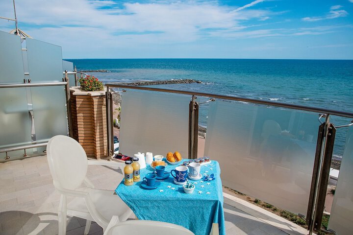 Terrace/Patio 11 of 31
