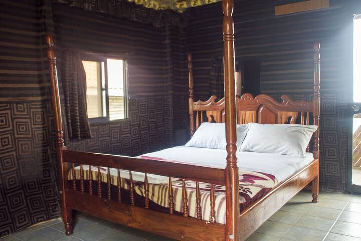 Room 21 of 26
