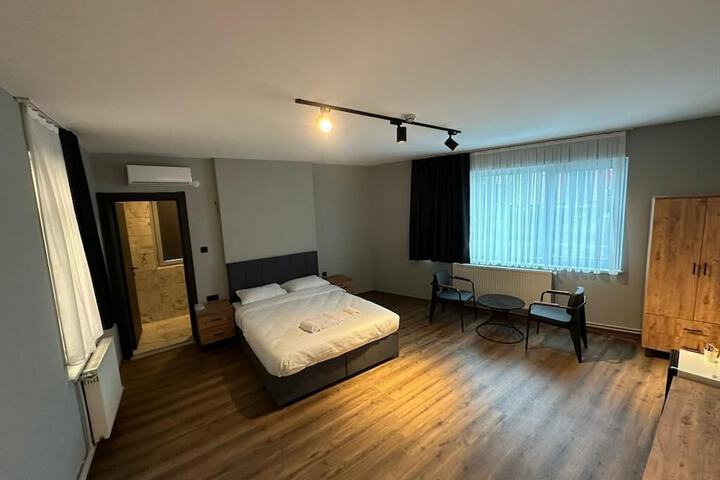 Room 3 of 13
