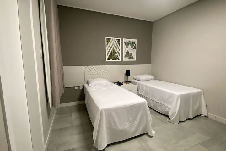 Room 4 of 24