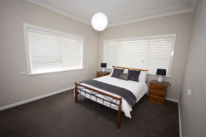 Room 4 of 23