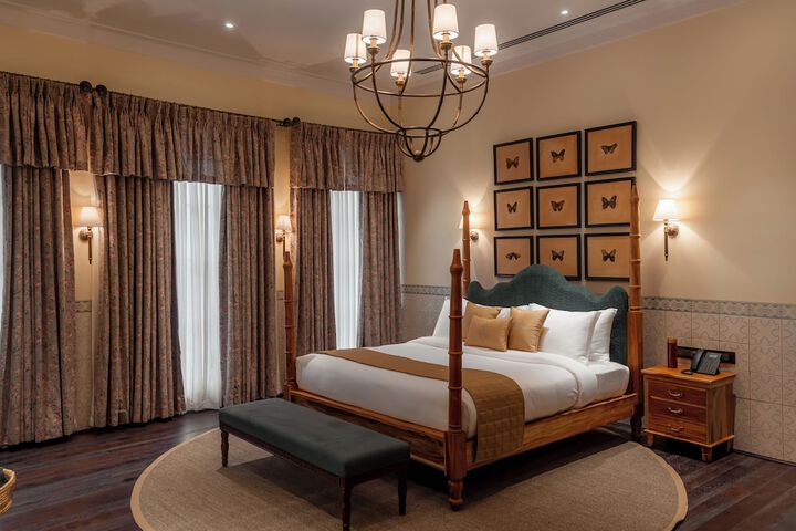 Room 55 of 107