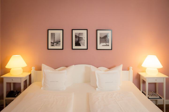 Room 20 of 123
