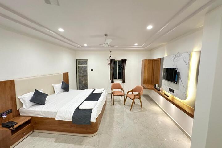 General 14 of 18