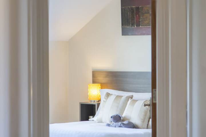 Room 11 of 87
