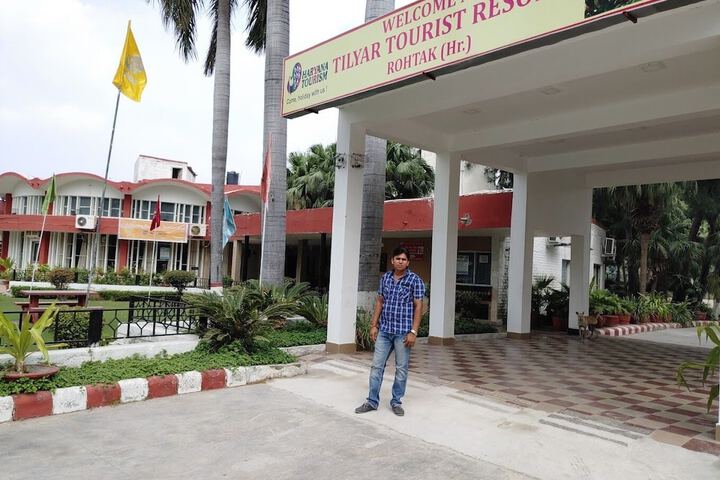 Hotel 4 of 7