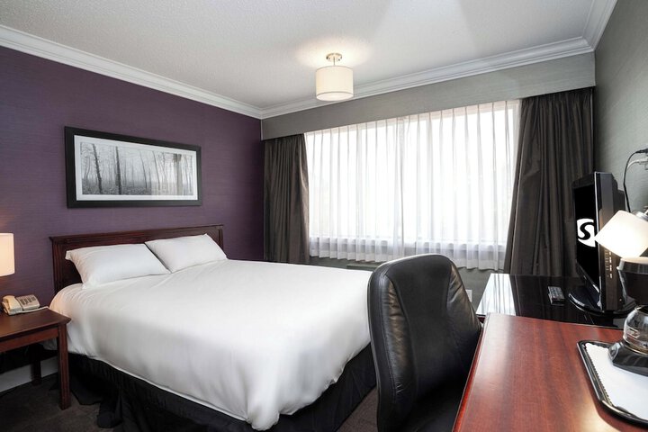 Room 20 of 48