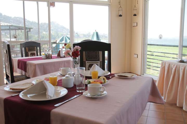 Breakfast/Coffee Service 38 of 56