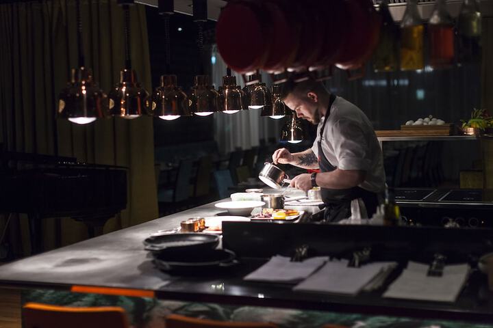 Dining 45 of 72