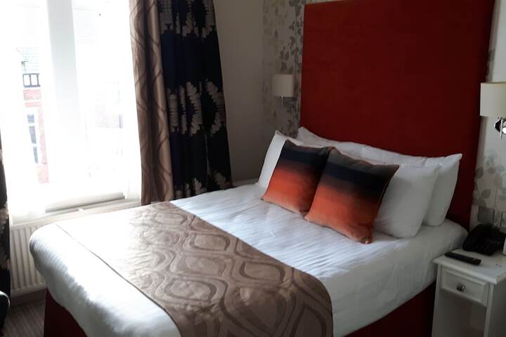 Room 54 of 103