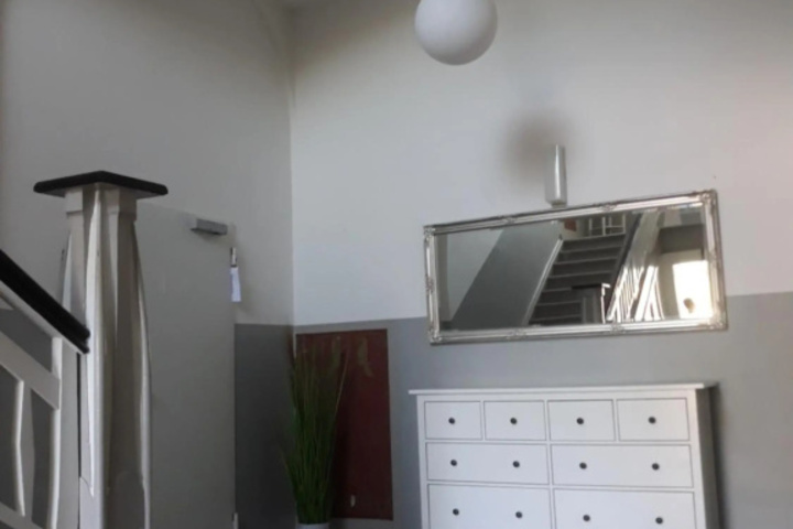 Room 4 of 14