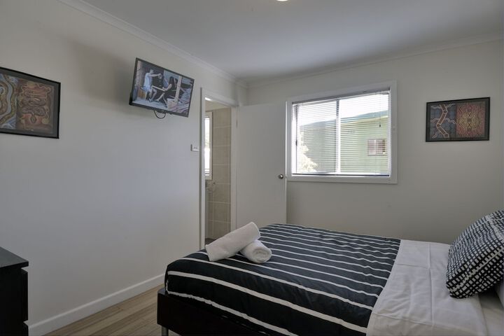 Room 2 of 13