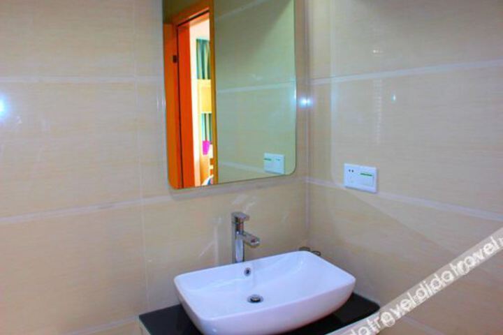 Hotel Interior 19 of 33