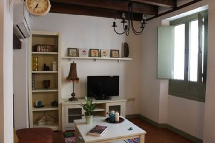 Room 18 of 21