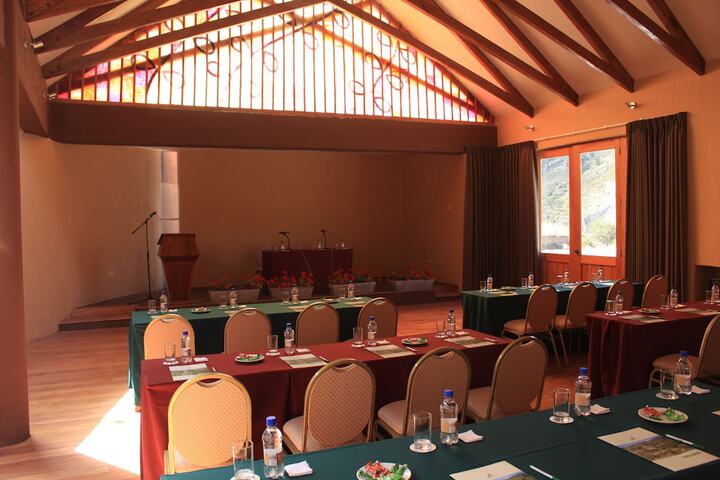 Business Center 60 of 72