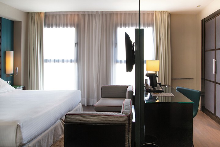 Room 15 of 91