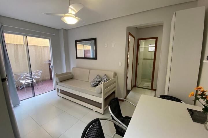 Room 10 of 79