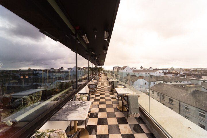 Terrace/Patio 35 of 66