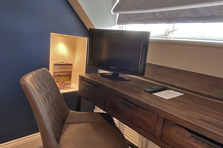 Room 3 of 36
