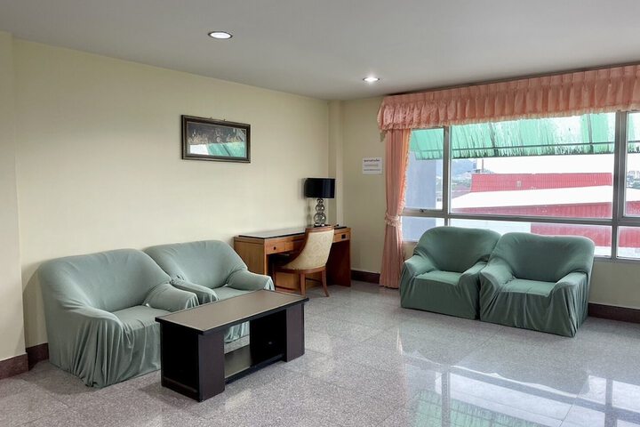 Room 47 of 108