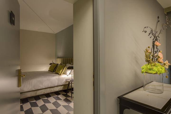 Room 20 of 61