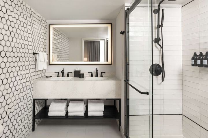 Bathroom shower