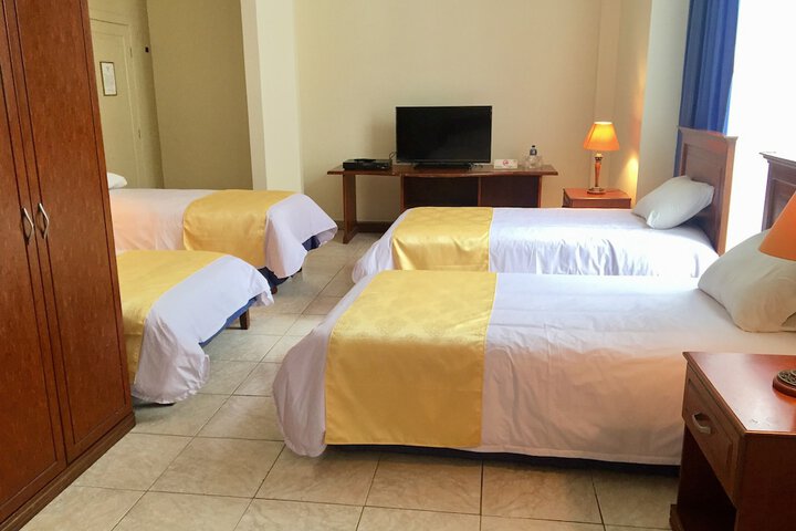 Room 10 of 47