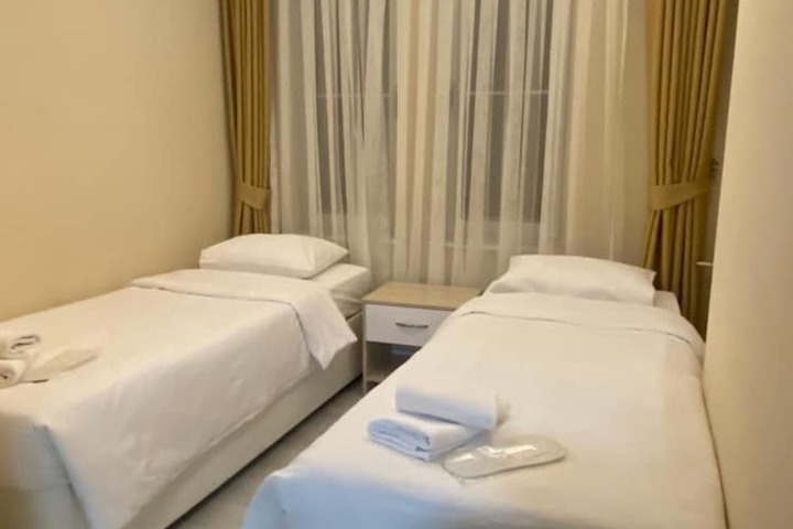 Room 9 of 43