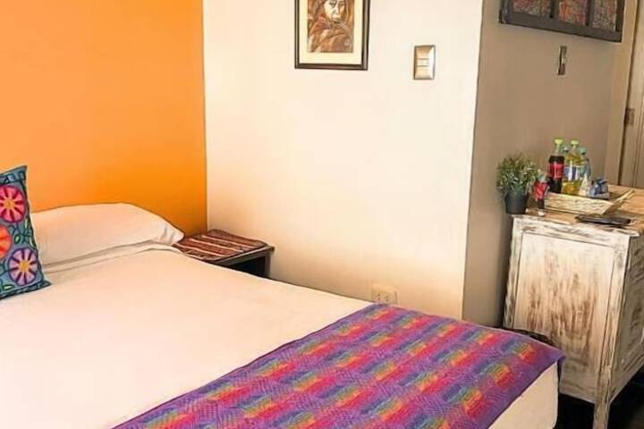 Room 25 of 108