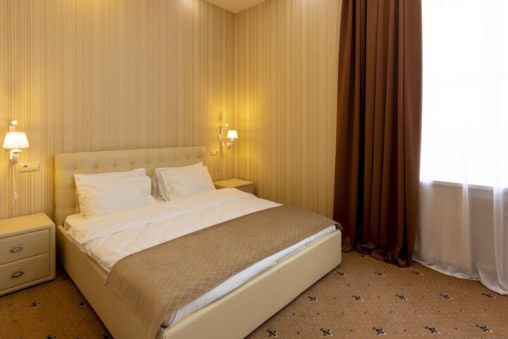 Room 21 of 39