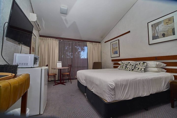 Room 14 of 51