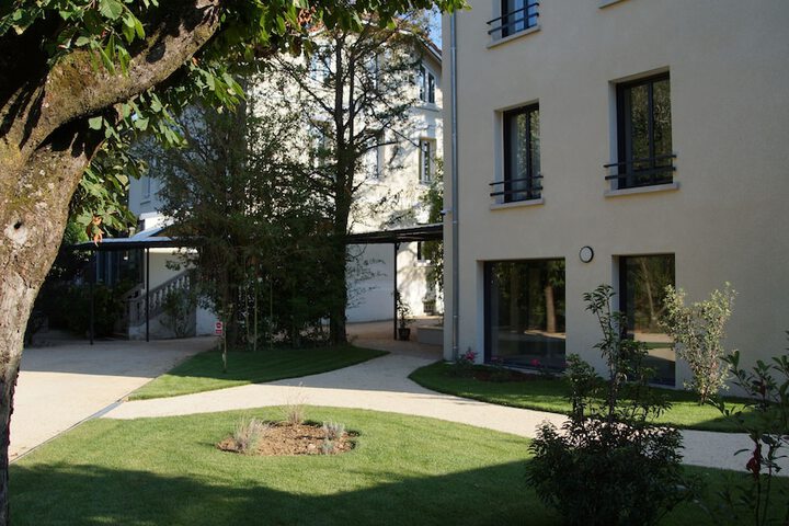 Hotel 8 of 103