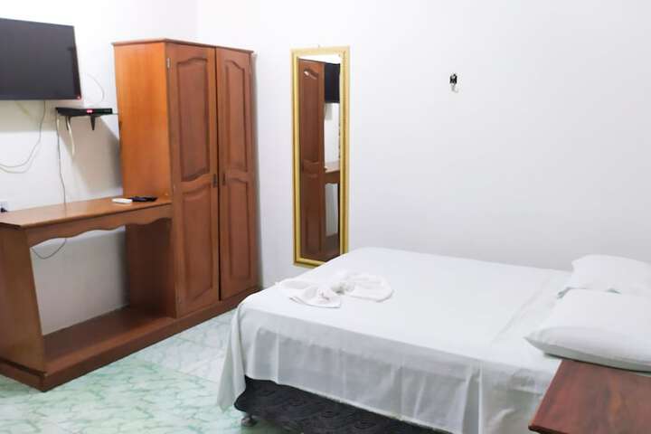 Room 3 of 21