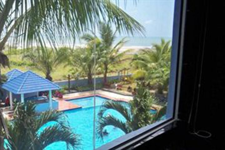 Pool 59 of 65