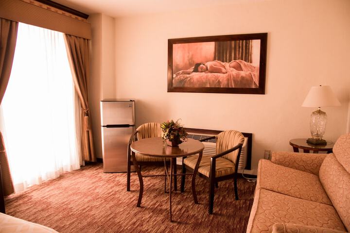 Room 19 of 48