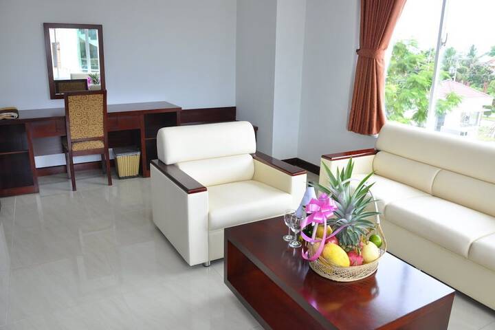 Room 8 of 42
