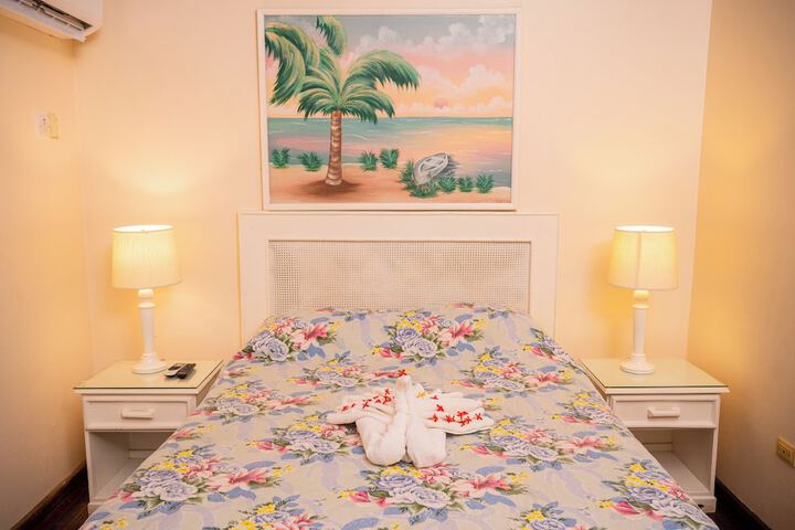 Room 17 of 61