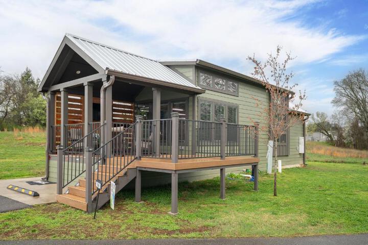 Photo of Pigeon Forge Landing RV Resort
