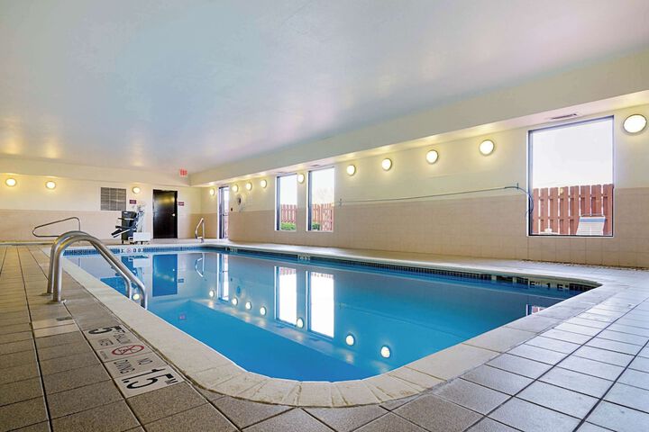 Pool 35 of 59