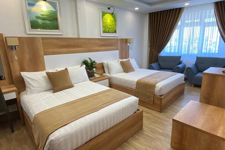 Room 7 of 35