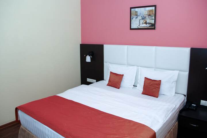 Room 53 of 71