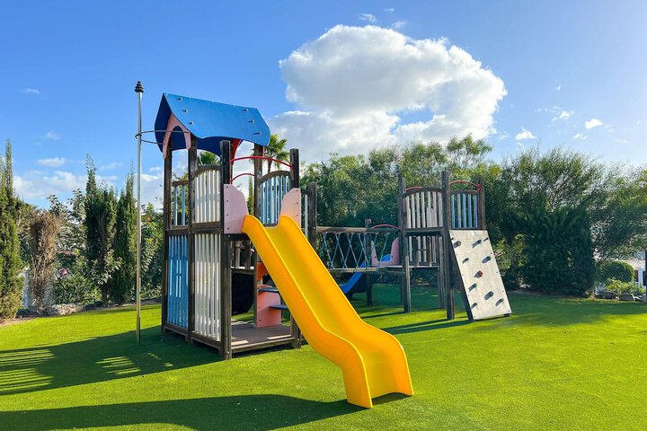 Children's play area - outdoor