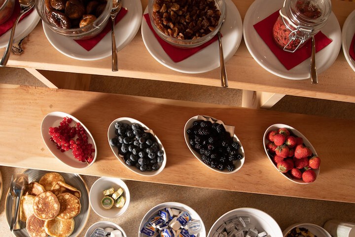 Breakfast/Coffee Service 118 of 142