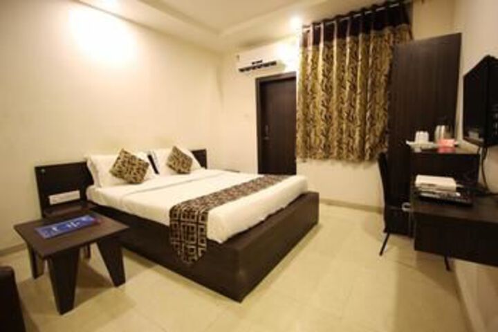 OYO Rooms Phulchhab Chowk II
