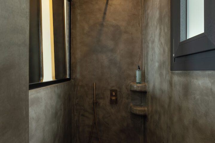 Room 62 of 99