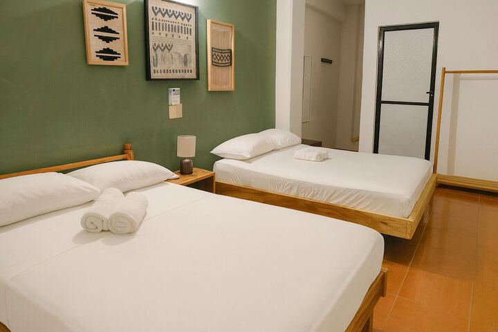 Room 25 of 59
